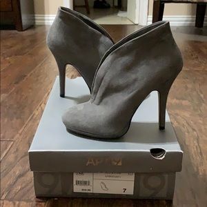 Apt 9 grey booties
